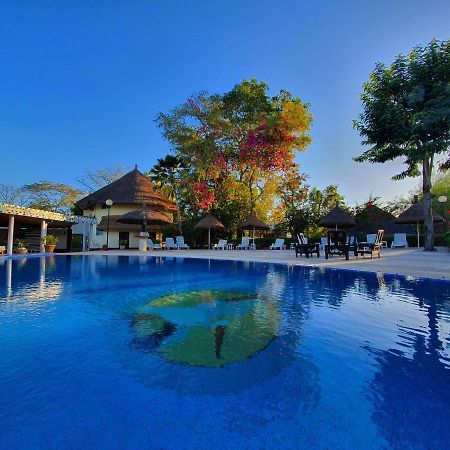 Keur Saloum Hotell Toubakouta Exteriör bild